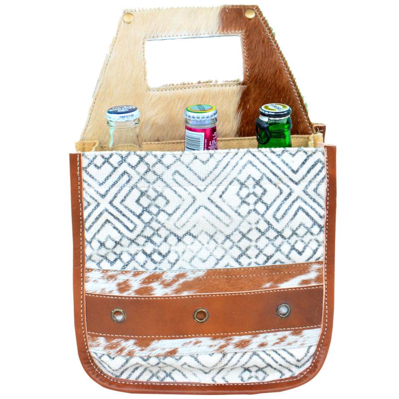 WHITE CANVAS PATTERN & FUR BEER CARRIER