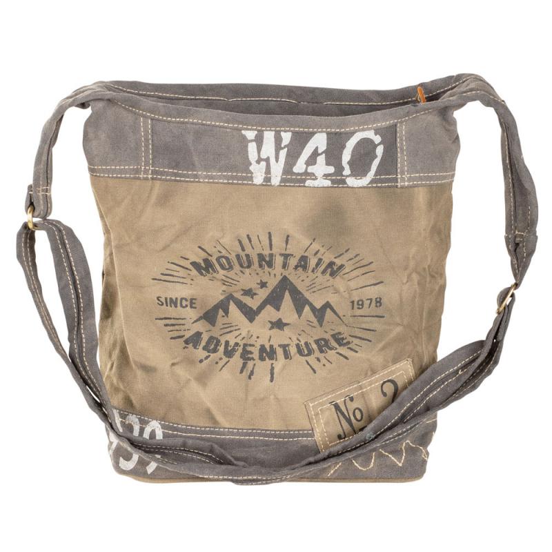 MOUNTAIN ADVENTURE HOBO BAG