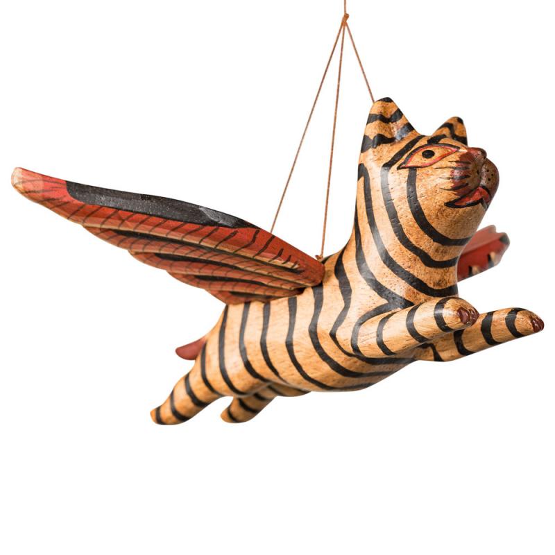 WOODEN HANGING FLYING SMALL CAT