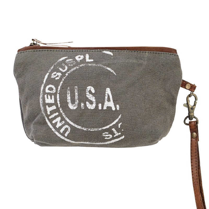 USA SMALL CLUTCH