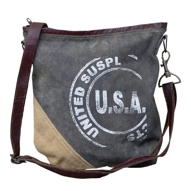 UNITED USA MESSENGER BAG