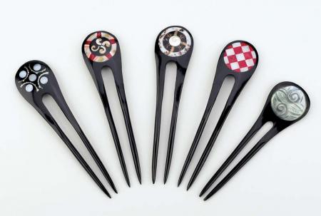 DOUBLE HAIRSTICKS WITH SHELL