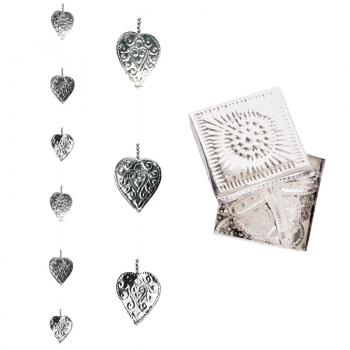 HEARTS TIN GARLAND