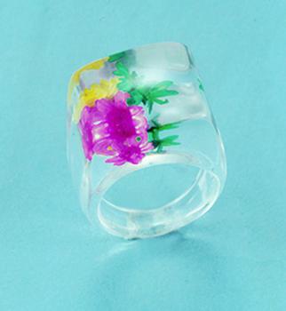 3 FLOWER SQUARE RING