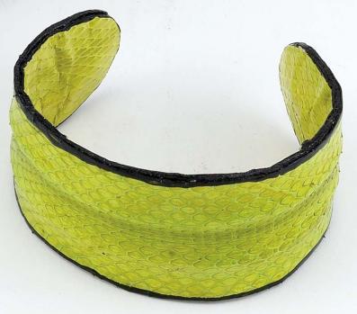 LIGHT GREEN SNAKE SKIN LEATHER CUFF