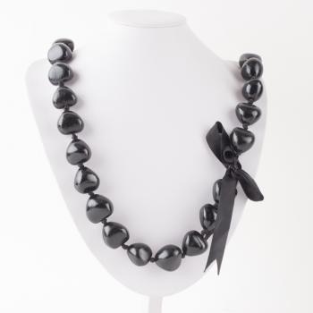 BLACK KUKUI NUT NECKLACE