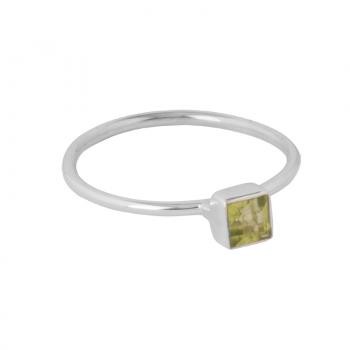 PERIDOT SQUARE SETTING