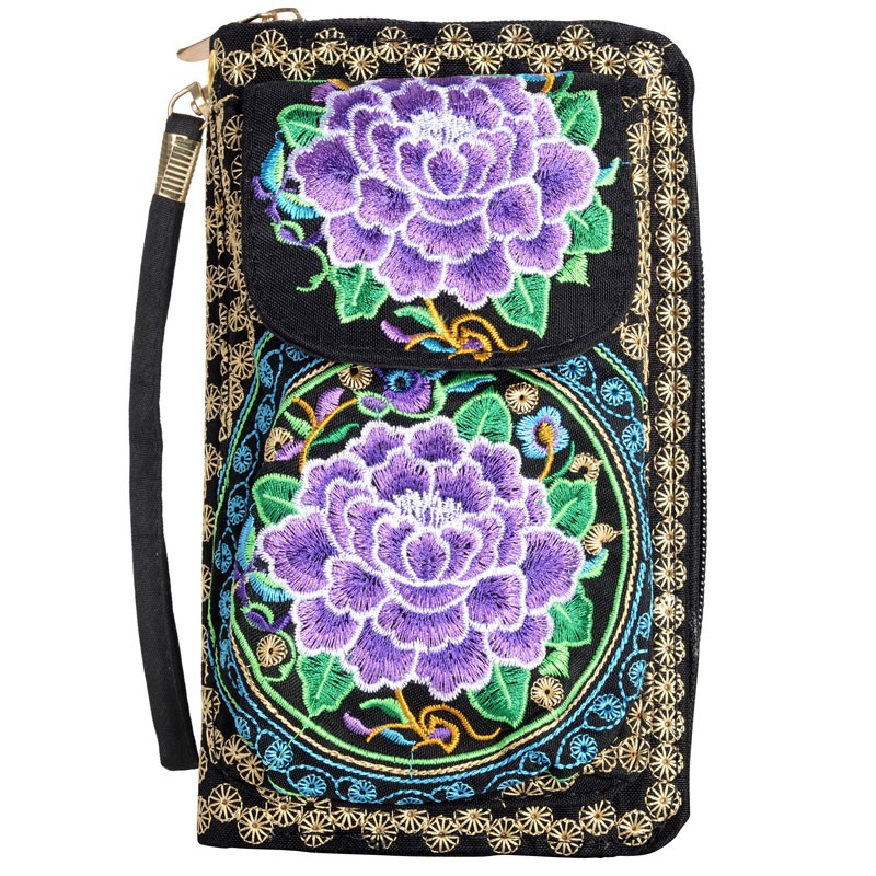 EMBROIDERED PURPLE WRISTLET