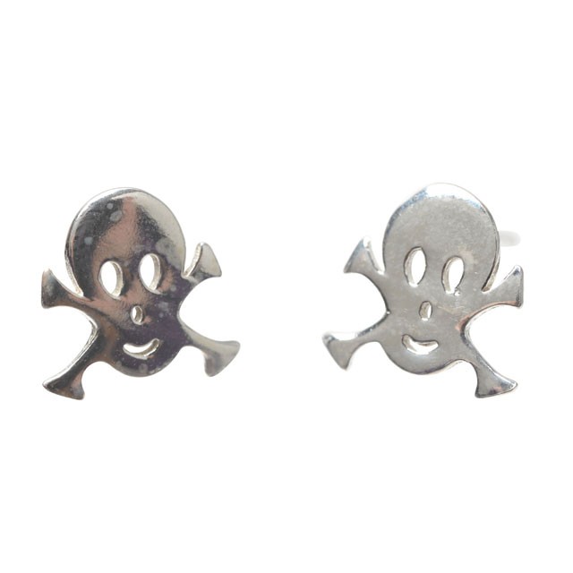 SKULL SILVER STUDS