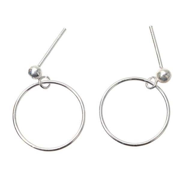 CIRCLE SILVER STUDS