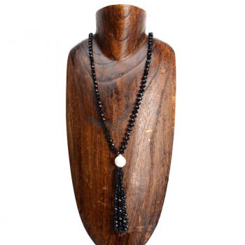 BEADED LONG NECKLACE WITH PEARL