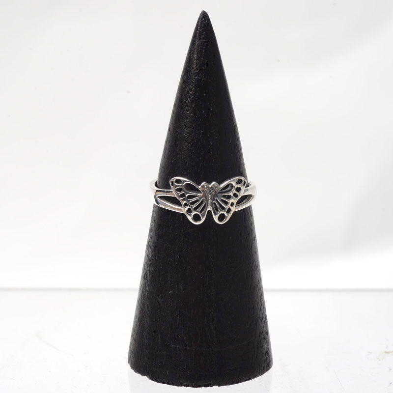 BUTTERFLY RING